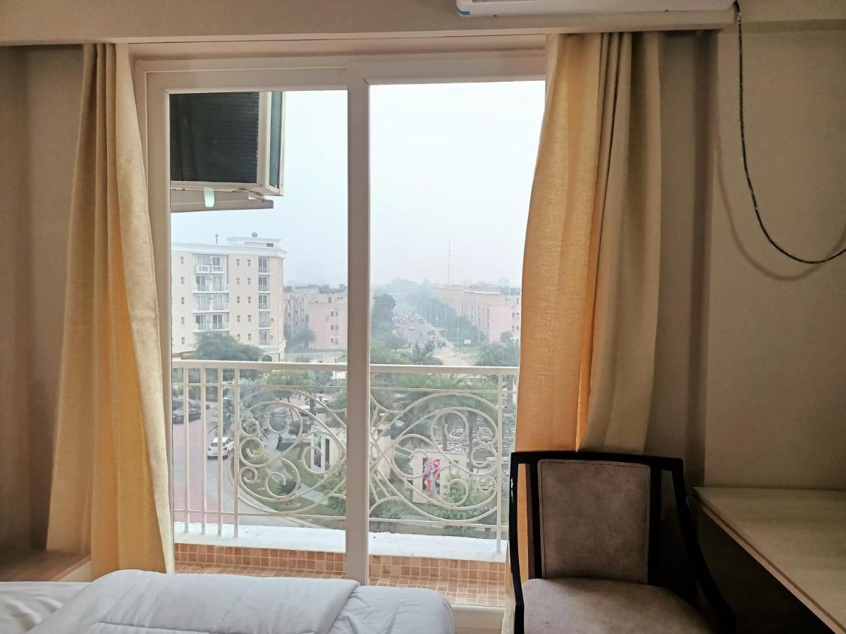 Vrindavan Inn מראה חיצוני תמונה